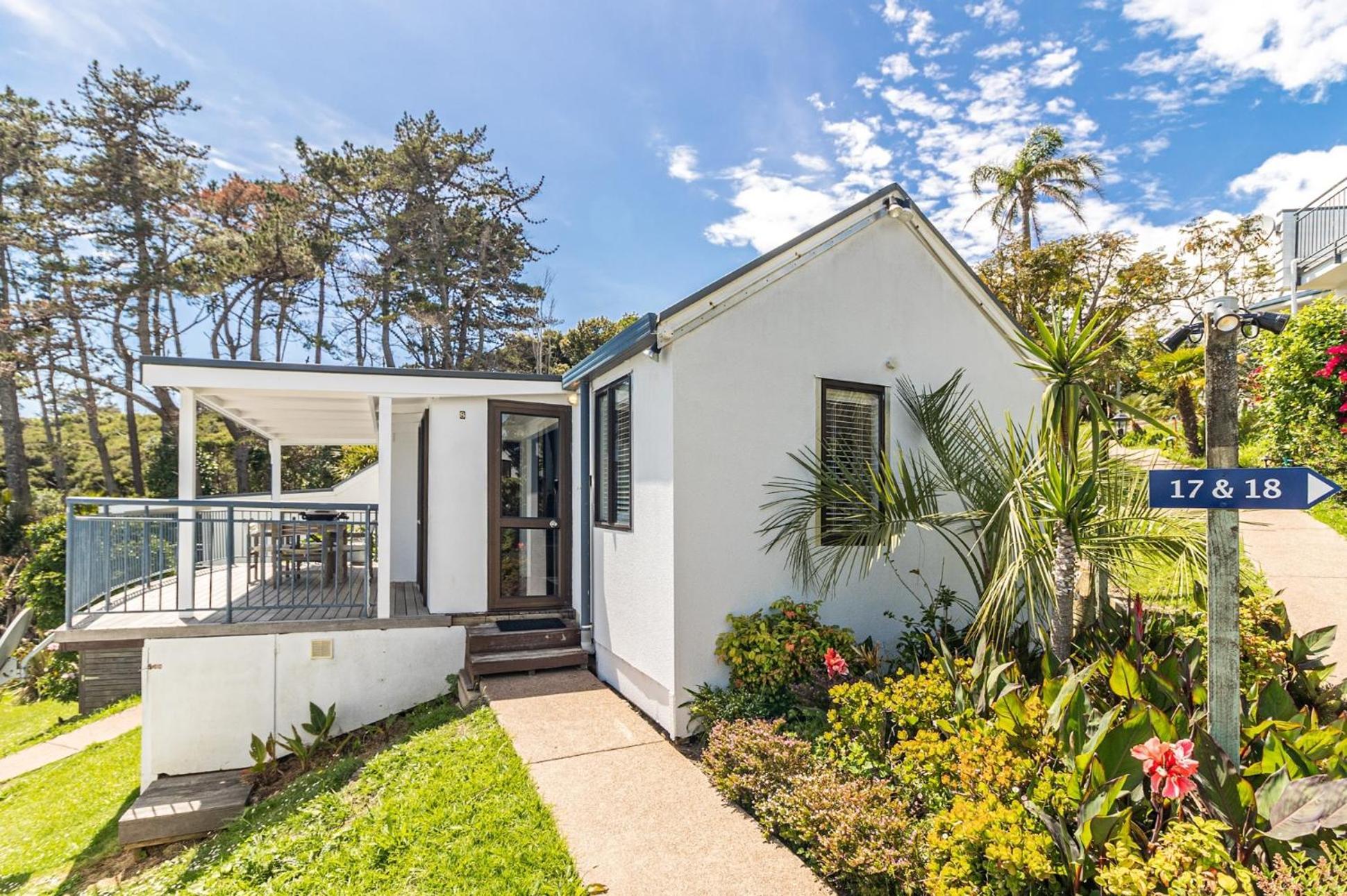 Cosy Palm Beach Cottage With Spectacular Seaviews Exterior photo